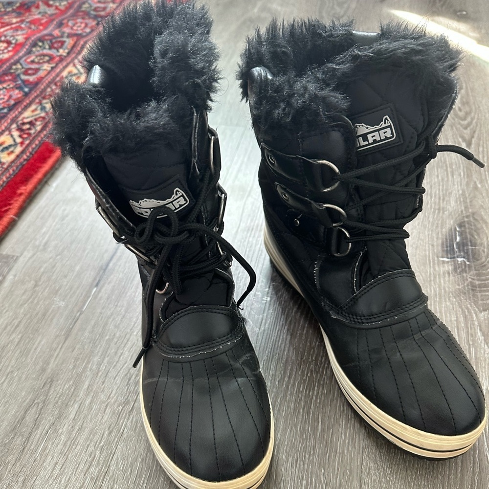 Black Winter Boots with Fur Lining - Picture 2 of 8